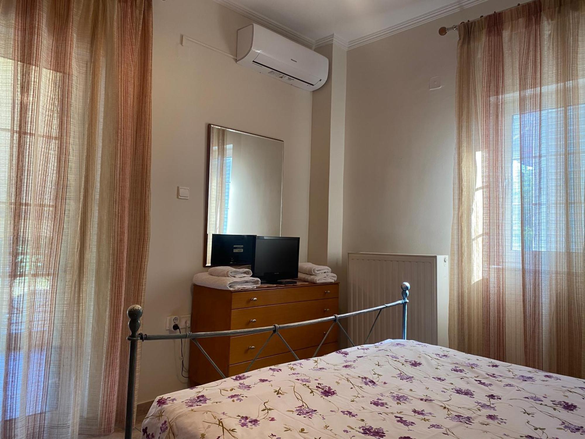 Cozy & Quiet City Apartment Trikala  Exterior foto