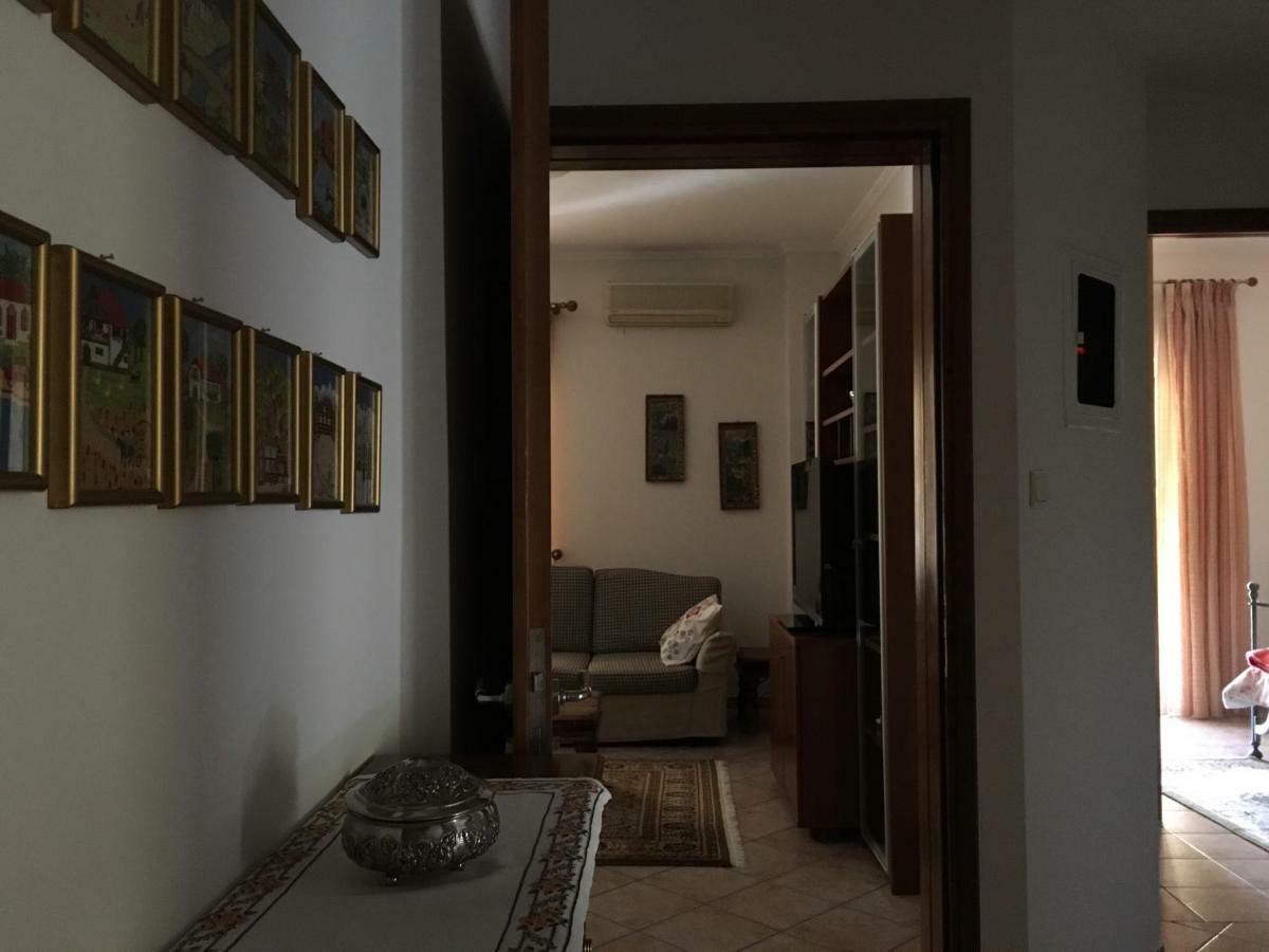 Cozy & Quiet City Apartment Trikala  Exterior foto