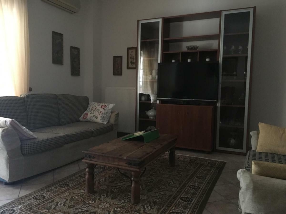 Cozy & Quiet City Apartment Trikala  Exterior foto